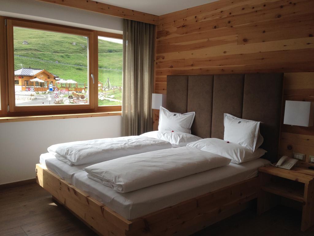 Passo Sella Dolomiti Mountain Resort Selva di Val Gardena Cameră foto